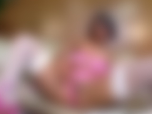 seins nus bouchent jeune webcam bate un par boulouneix douche filmée photos de la salle